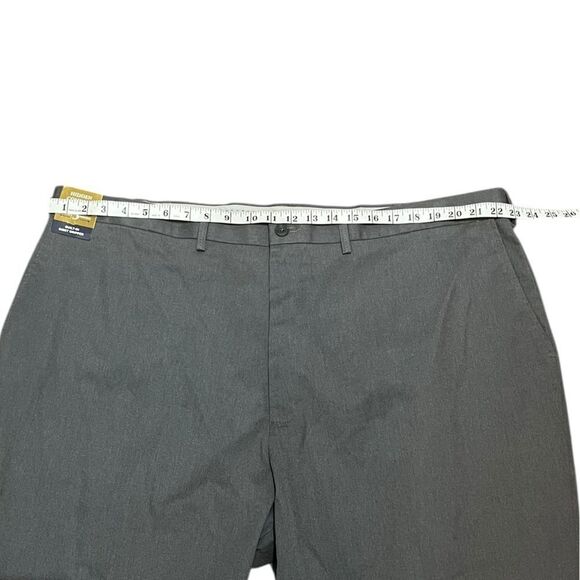 Haggar Flat Front Comfort Waistband Trousers in Charcoal, Size 46X29, NWT - Picture 6 of 9